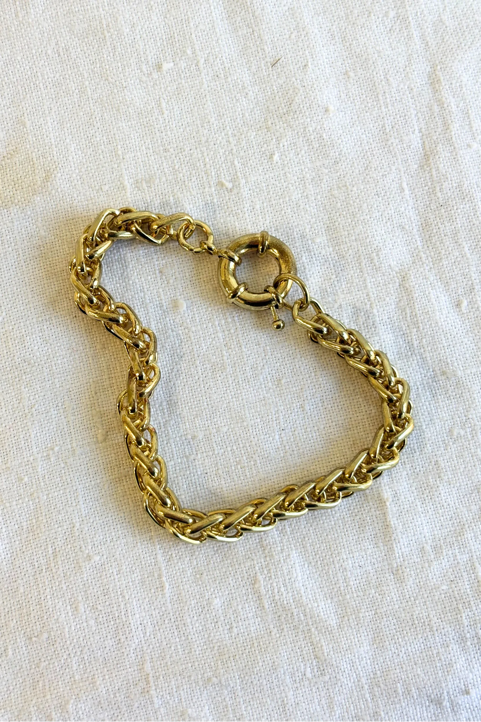 Beautiful golden chunky chain bracelet