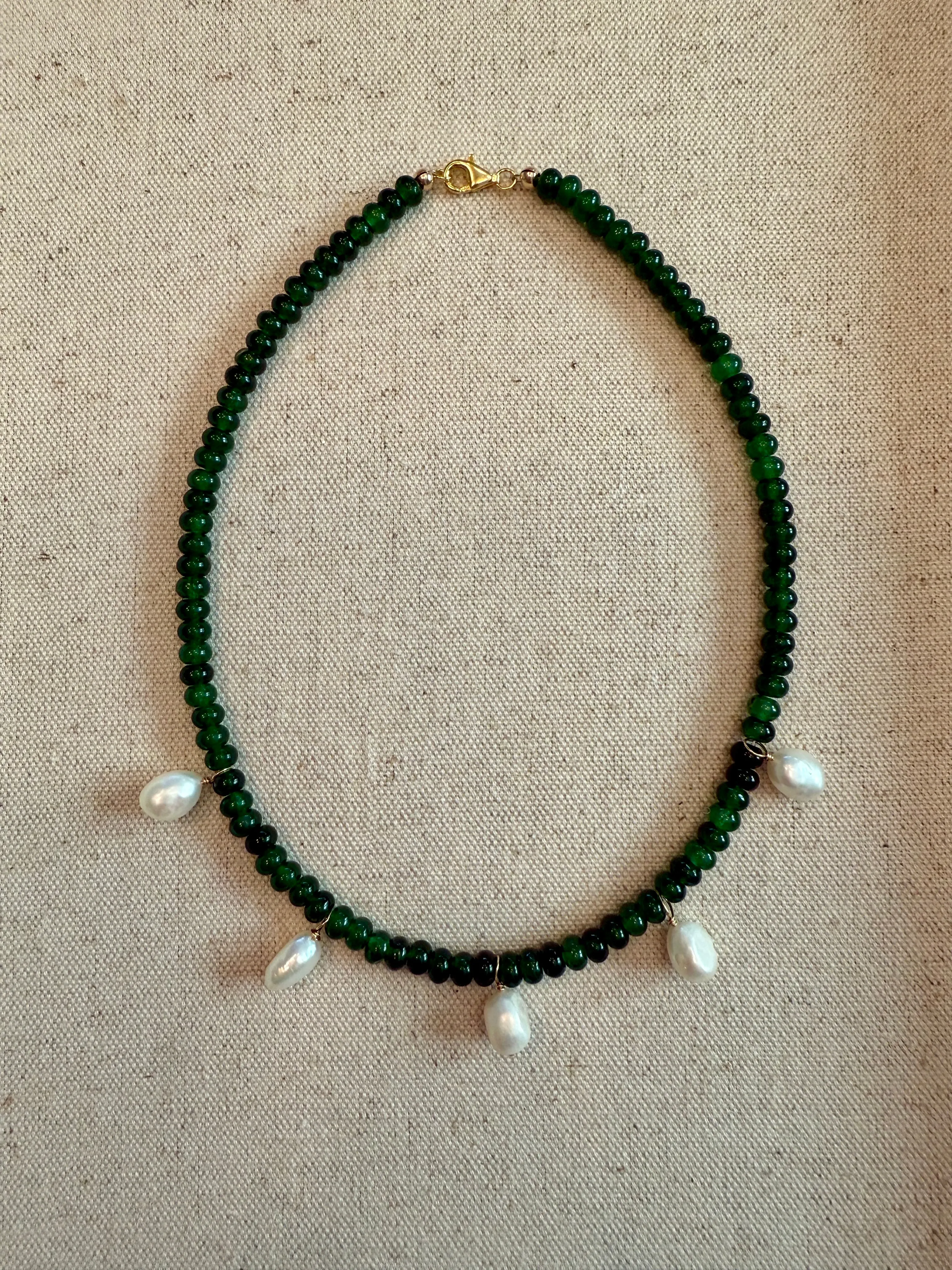 Emerald & Pearls Necklace