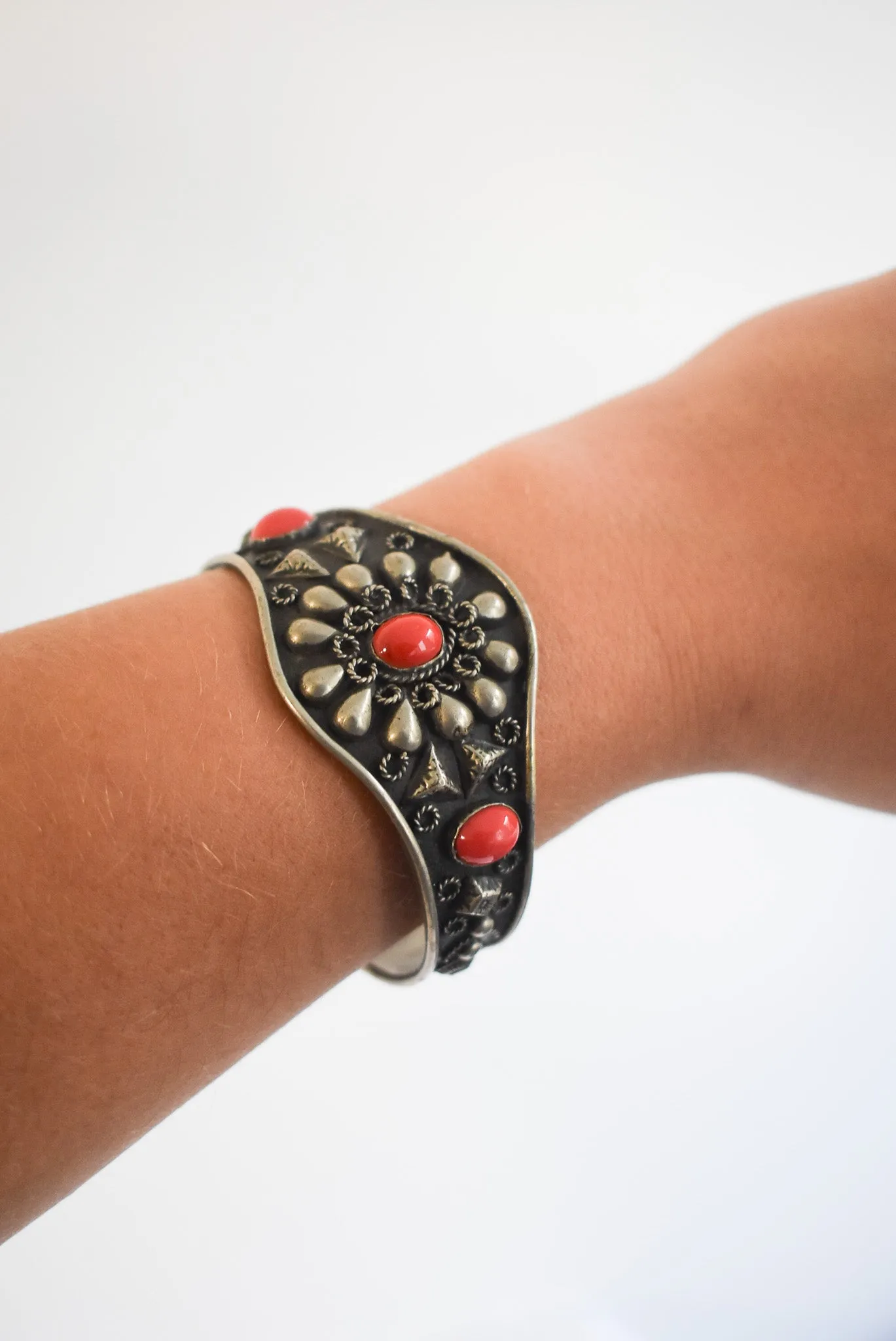 Regal red beaded arm band